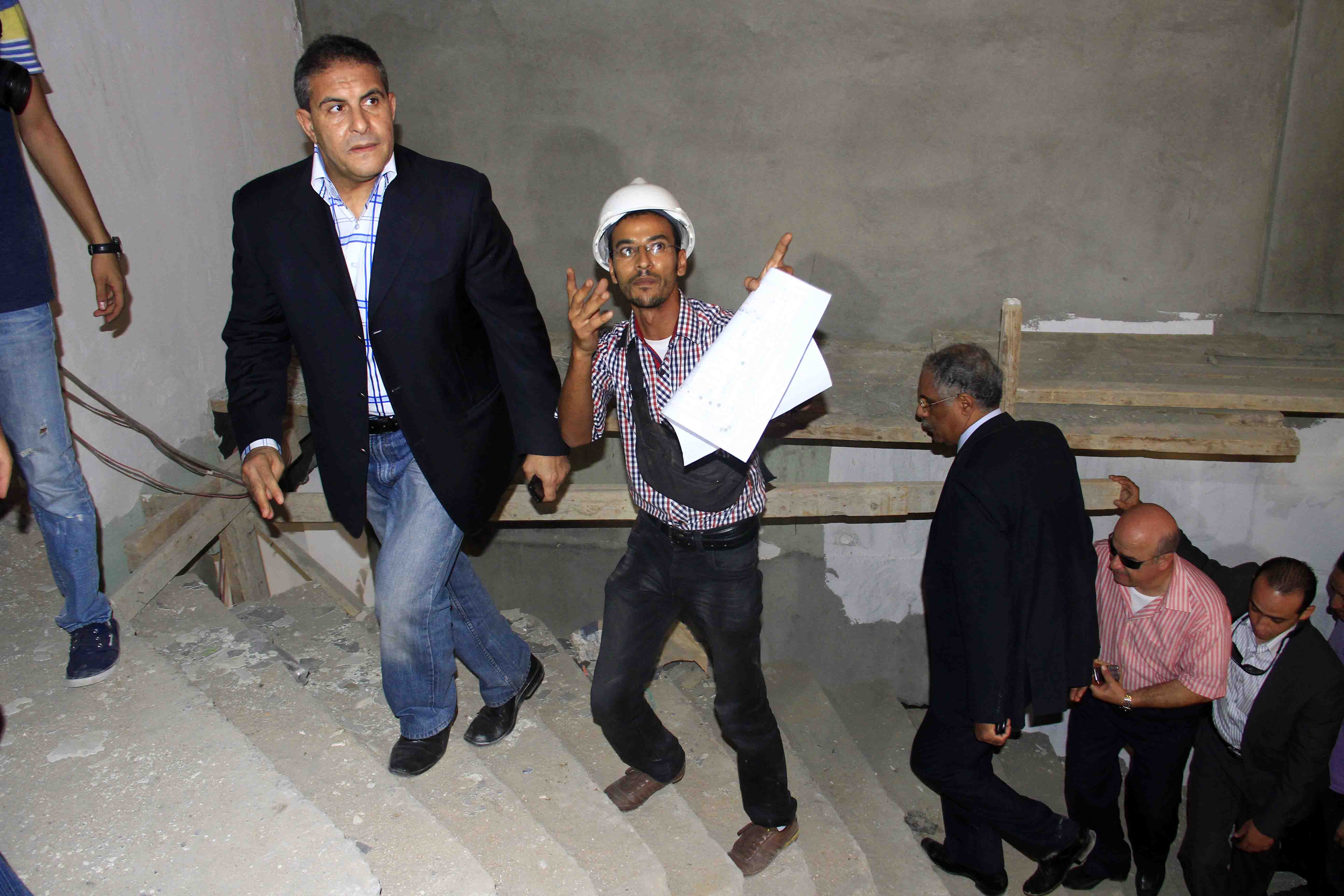 زيارة وزير الرياضة لمبنى اتحاد الكرة 24-8-﻿201﻿3