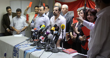 تكتل القوى الثورية يطالب بتجميد الأحزاب القائمة على أساس دينى