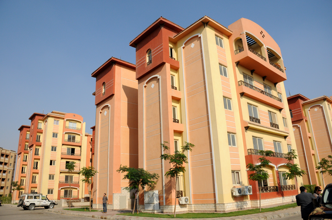 جولة وزير الإسكان بـ 6 أكتوبر و ابنى بيتك