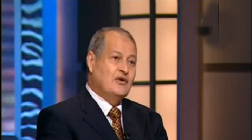 اللواء محمد نجيب، مدير مصلحة السجون سابقا