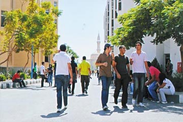 الاحرار: نوافق علي الضبطية القضائية بالجامعات بشروط