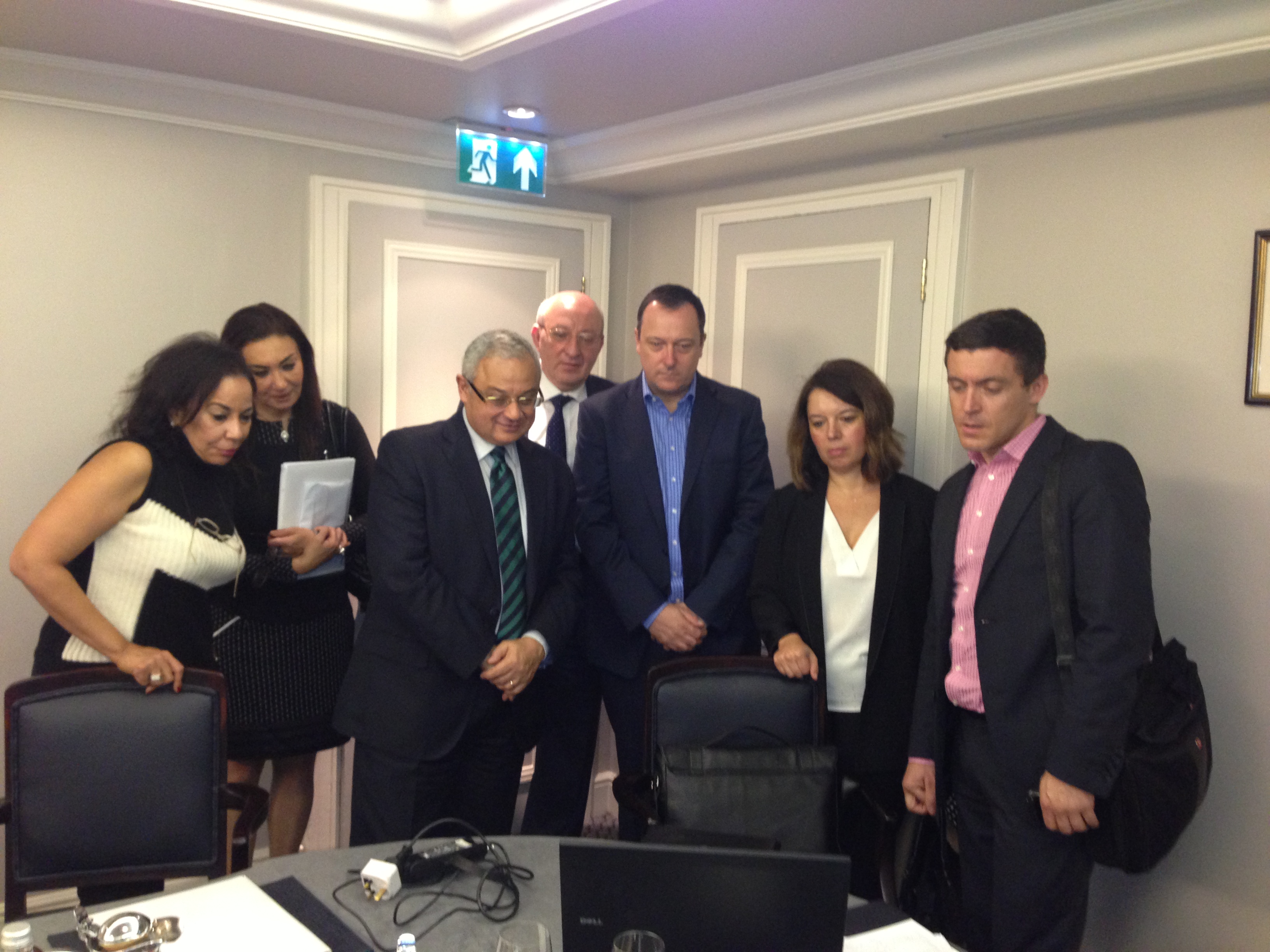 زعزوع يلتقى الشركات الانجليزية للترويج للسياحة المصرية فى بريطانيا