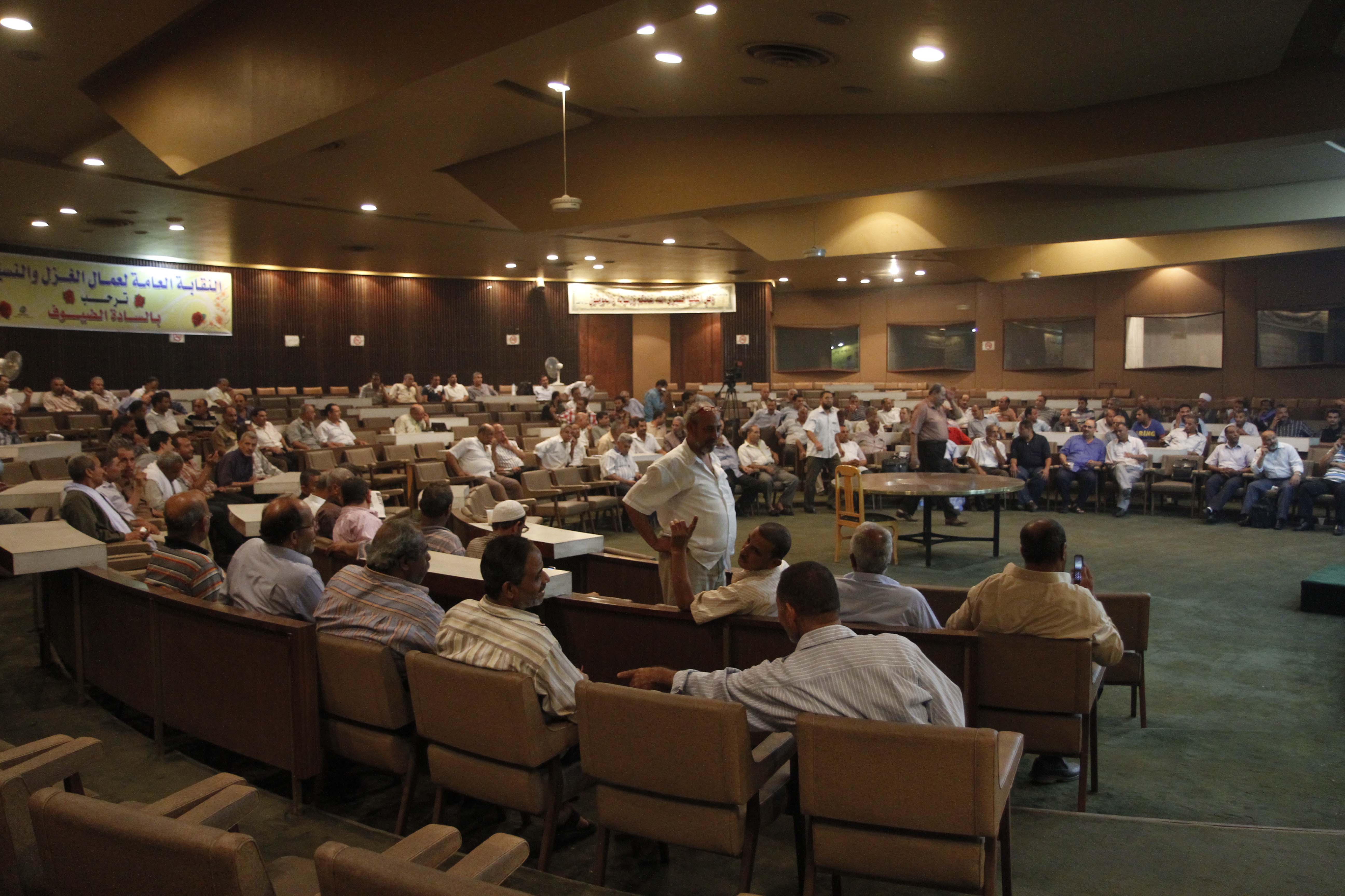 مؤتمر رئيس اتحاد العمال عبد الفتاح ابراهيم