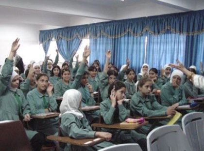 3 مليارات جنيه مبيعات متوقعة للزى المدرسى فى الموسم الجديد