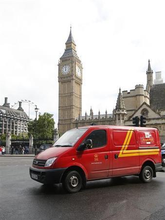 سهم البريد الملكي البريطاني يفتتح تداولاته بأداء قوي ويزيد الجدل حول سعره