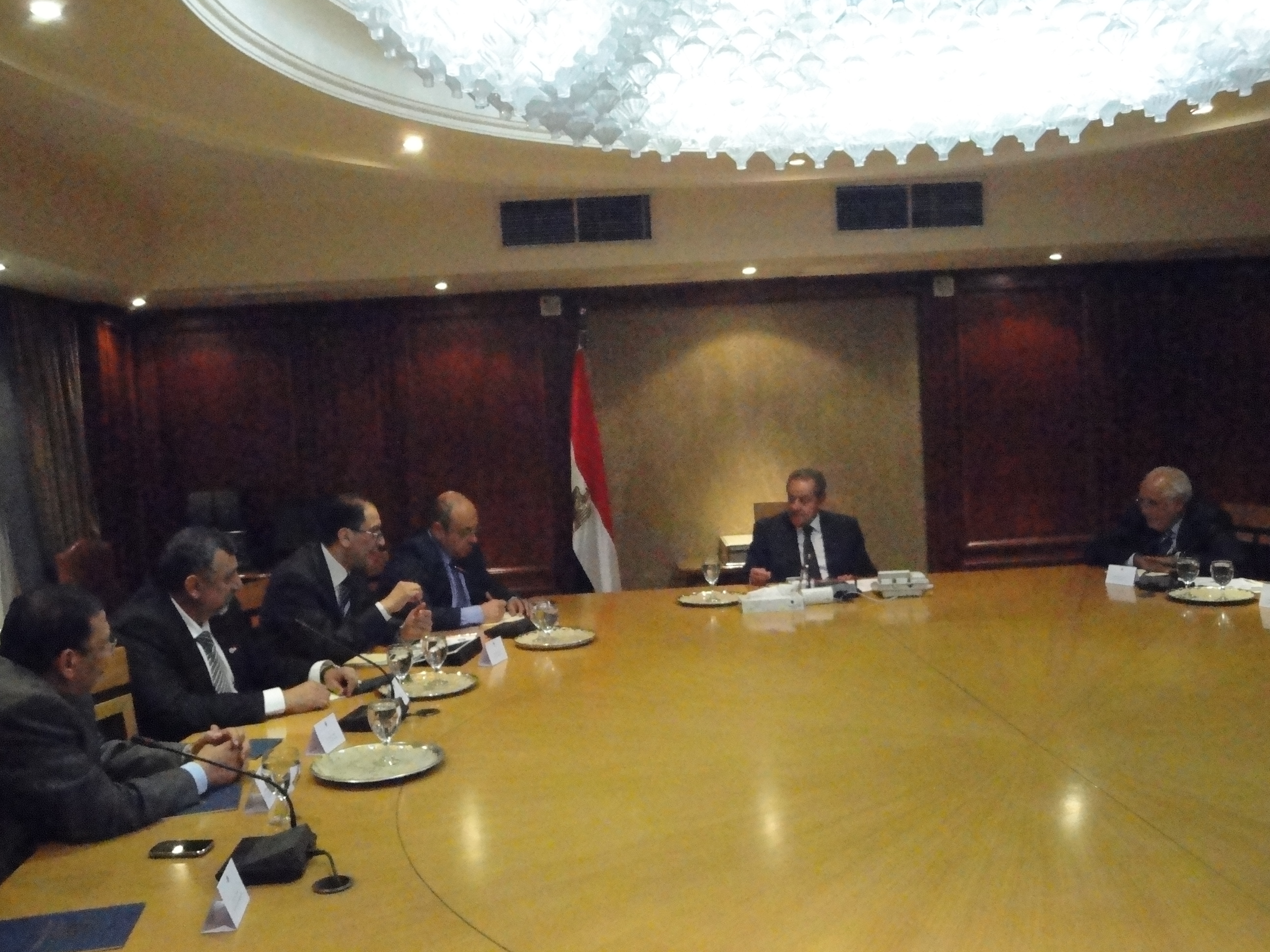 عبد النور يناقش مشكلات المناطق الصناعية مع “مستثمرى بدر”