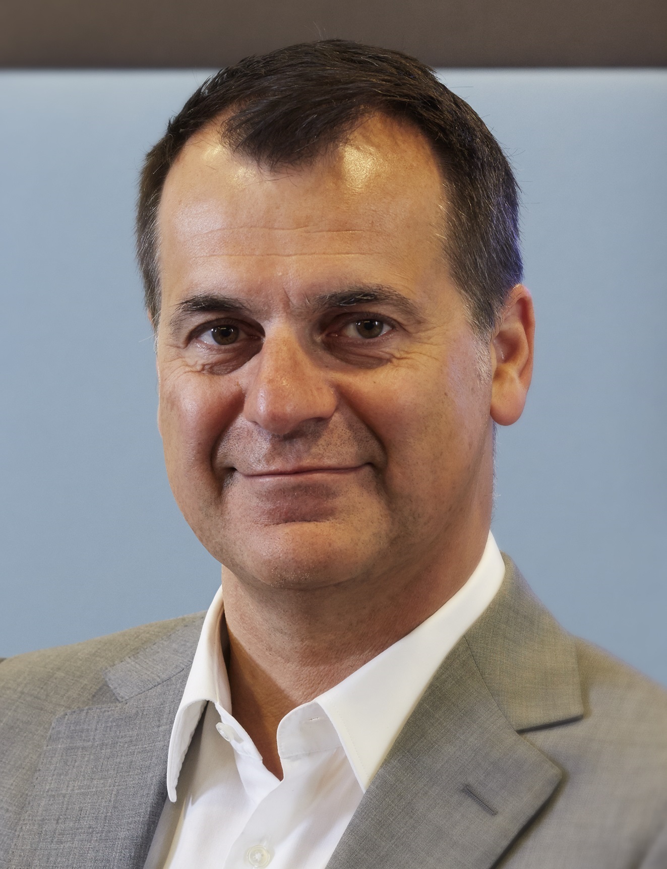 AOC تستعرض أحدث منتجاتها المتخصصة في الألعاب و شاشات ” خلال فعاليات جيتكس 2013