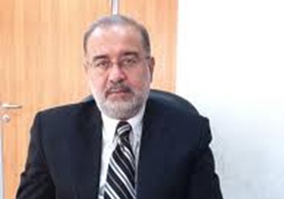 الحكومة تطلب من السعودية والكويت تمويلاً لاستيراد الوقود .