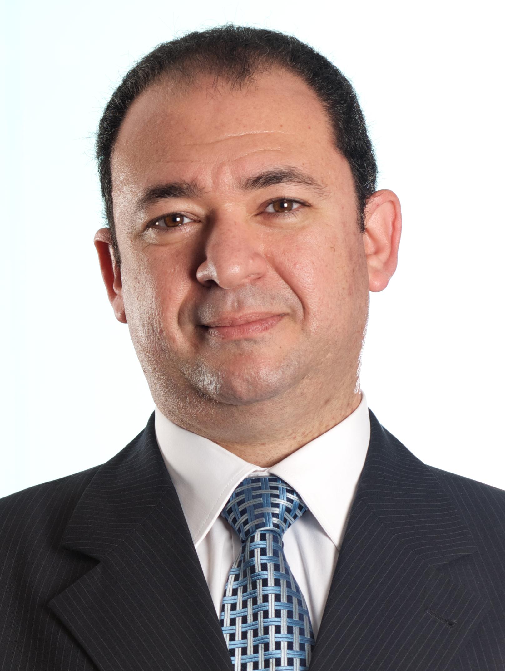 وزارة الاتصالات تكرم “اتصالات مصر” على تدريب وتأهيل المهندسين الجدد لسوق العمل