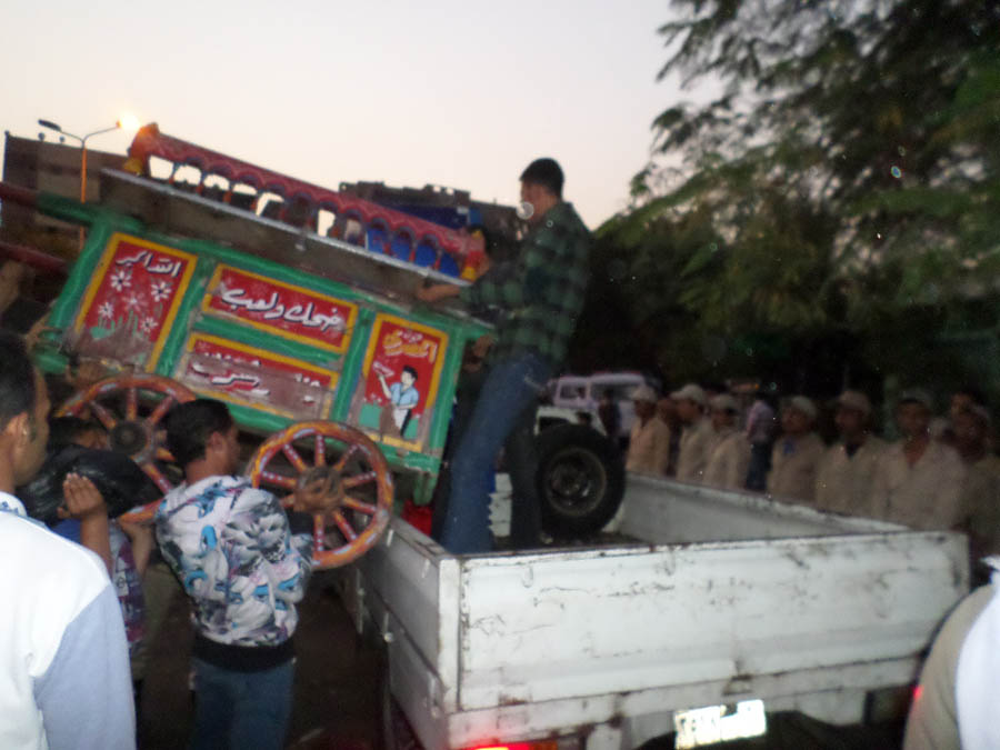 “الجيزة” تواجه إشغالات الشوارع بحملات يومية