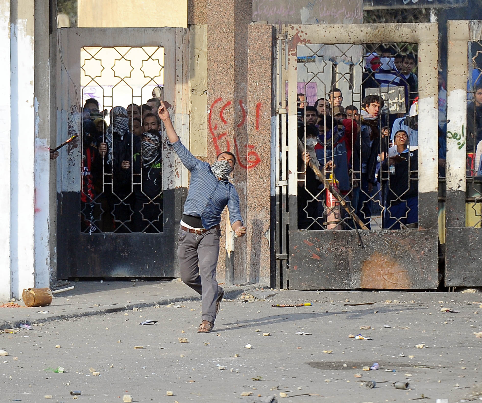 اشتباكات جامعة الازهر الجمعة