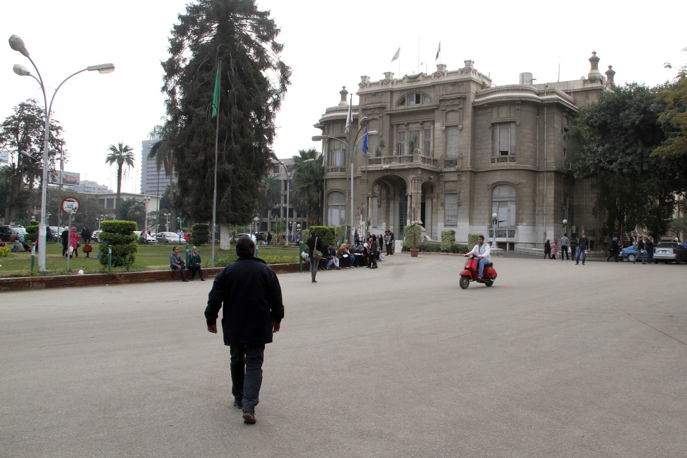 هدوء بجامعة عين شمس