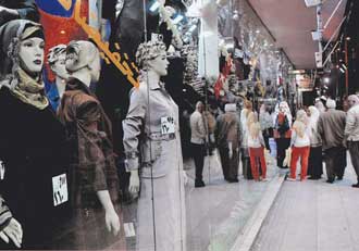 الأسواق تتأهب لاستقبال الموسم الشتوى وتوقعات بارتفاع المبيعات قبل الكريسماس