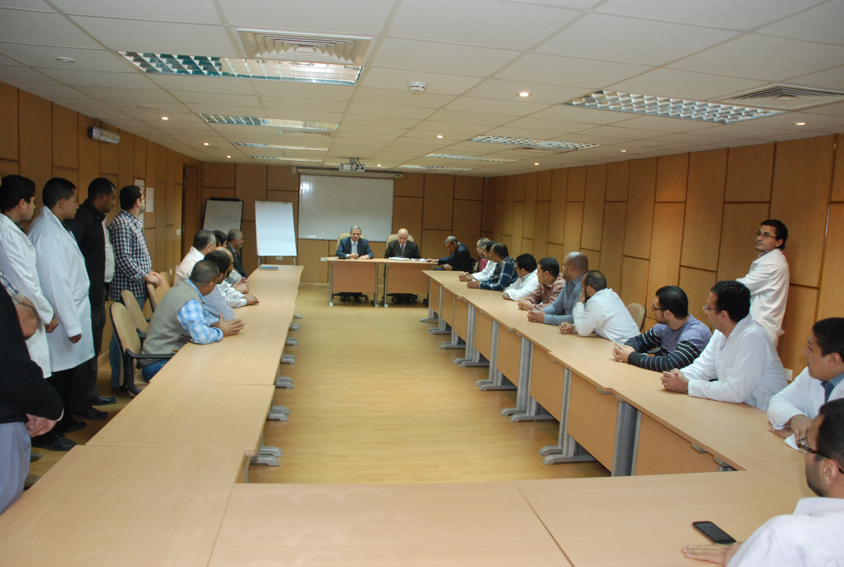 “رسلان” يقوم بزيارة مفاجئة للمعمل المرجعى لمياه الشرب