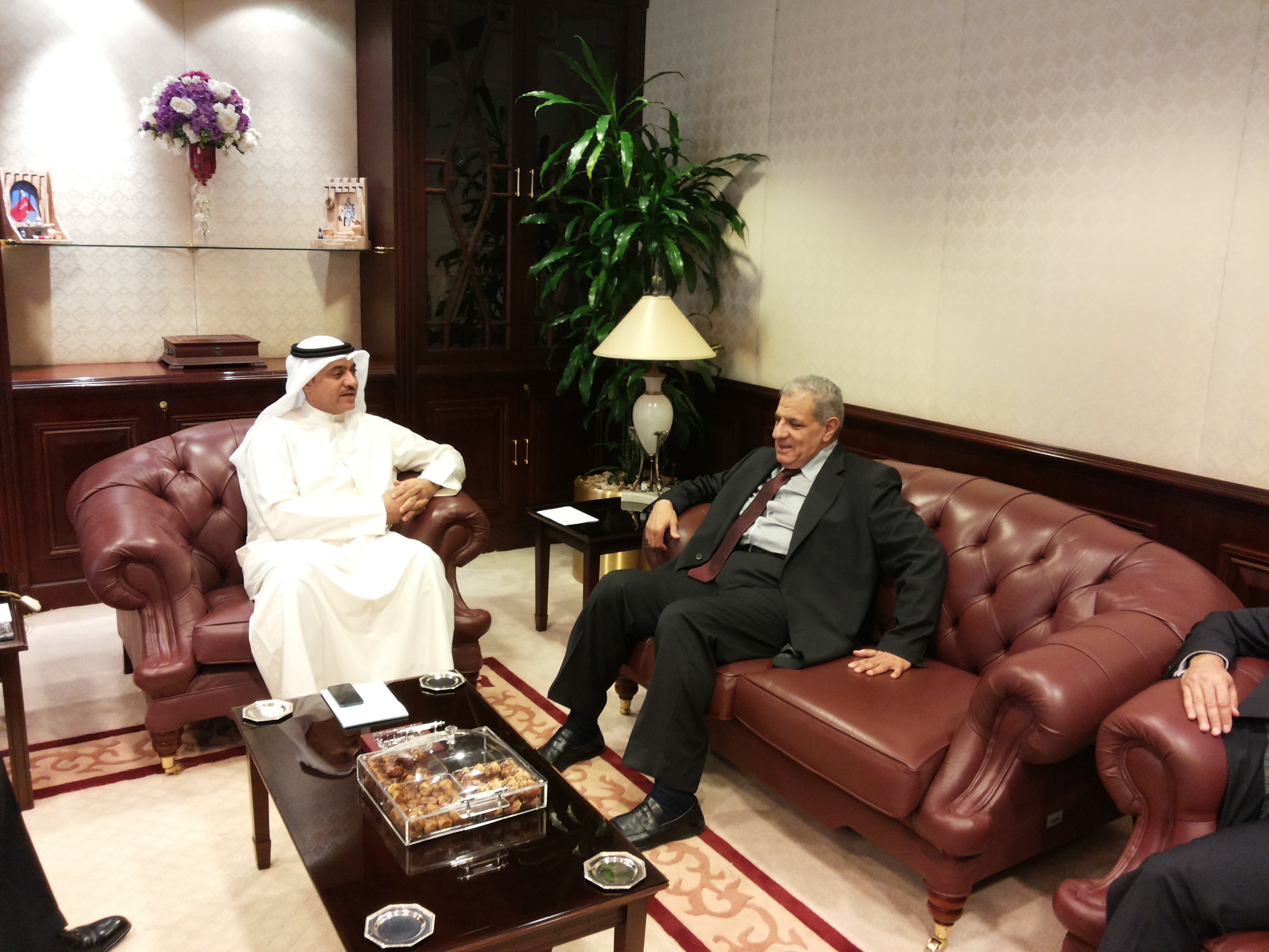 وزير الإسكان: حزمة إجراءات كويتية لدعم الاقتصاد المصرى قريبا