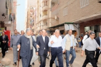 الدولة تعاقب أهالي ” فيصل ” بمد شبكة الصرف لنصف الشارع فقط.. والباقي حين ميسرة