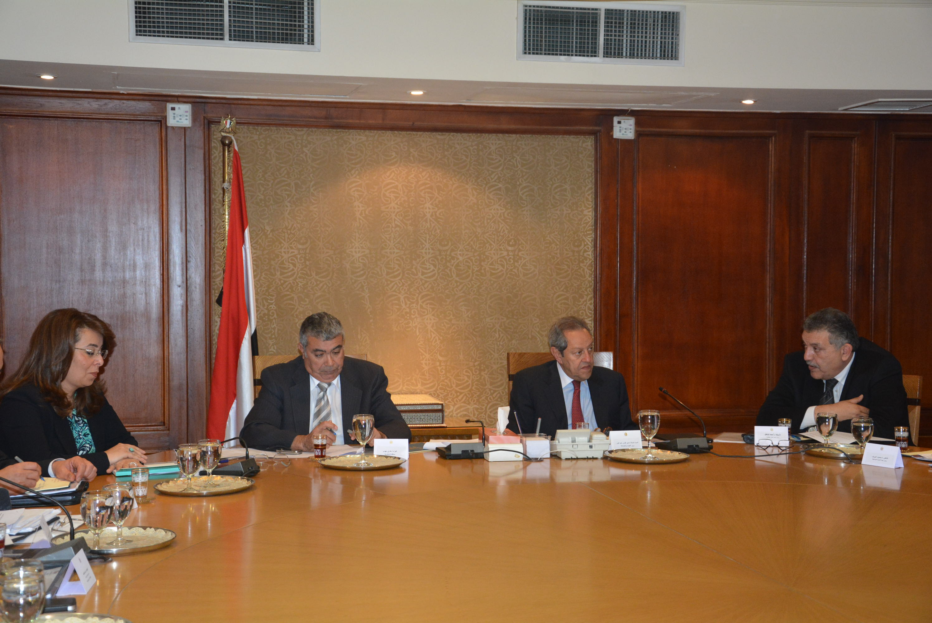 عبد النور : مجمع كبير للصناعات الصغيرة والمتوسطة للبتروكيماويات بمنطقة “مرغم”