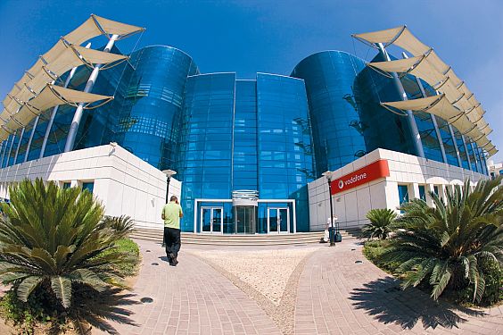 “وايرلس ستارز” تتفق مع شركتي للمحمول بمصر والسعودية لتقديم تطبيق “المرور”