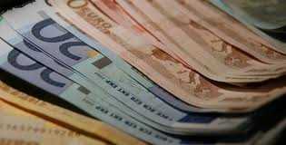 البنوك المركزية تتأهب بعد هبوط عملات الأسواق الناشئة