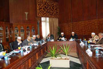 هيئة كبار العلماء بالأزهر تستعرض تشكيل بعض اللجان العلمية