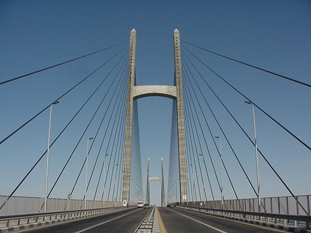 إغلاق كوبرى السلام يدفع حركة التجارة شرق بورسعيد للتراجع 40%