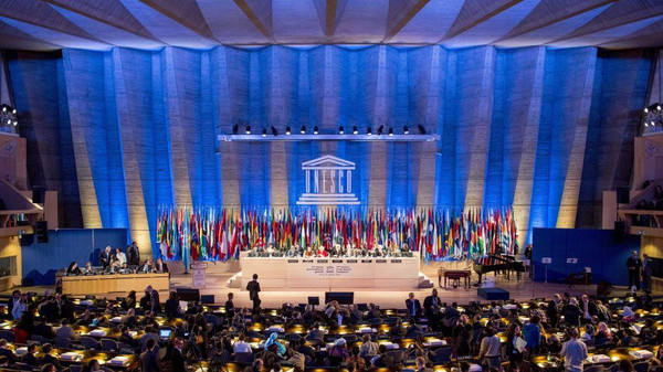 غضب إسرائيلي من تأجيل معرض لليونسكو بضغط عربي