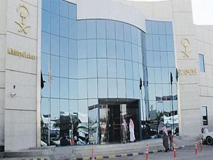 العمل السعودية تدرس فرض نظام “نقاط” على الوافد