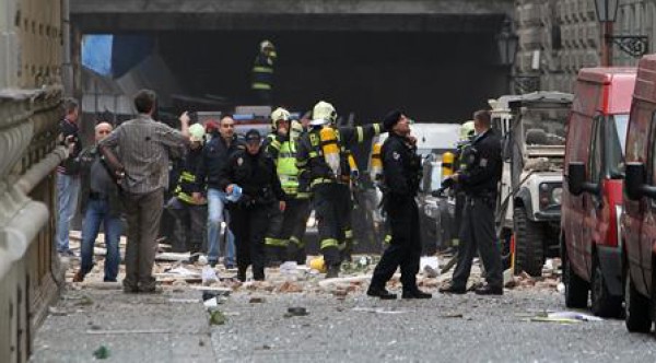 شرطة براغ تعثر على أسلحة في السفارة الفلسطينية