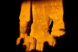 الشمس تتعامد على وجه رمسيس الثاني في معجزة فريدة