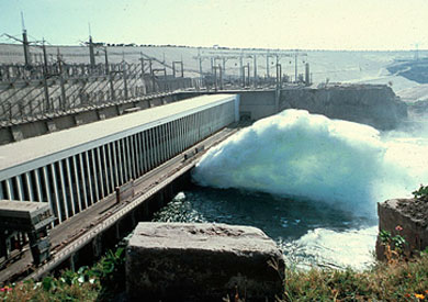 «ABB» تنتهى من تطوير الشبكة الكهربائية للسد العالى العام المقبل