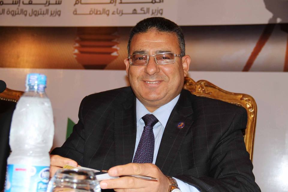 الاستثمار فى الطاقة.. مدير معهد البحوث: تم تحويل مخلفات البلاستيك إلى كيروسين و ديزل