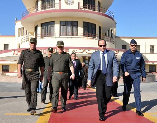 « السيسى » يجرب الزى المدنى ويختبر قدراته الدولية بزيارة روسيا