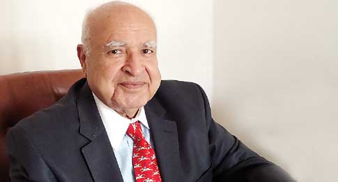 فقيه ينتقد تحصين العليا للانتخابات..ويطالب برفع سقف الدعاية