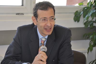 سفير مصر في بركسل يروج لـ ” السياحة ” خلال “صالون العطلات”