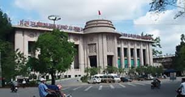 البنك المركزي في تايلاند يحذر من مخاطر كبيرة بسبب استمرار الاضطرابات