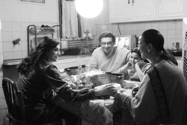 “ديكور”.. عودة لأفلام الأبيض والأسود