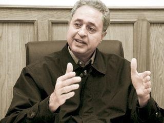 العضو المنتدب للشركة: الصعيد البحر الأحمر تخطط لاستثمار 3.3 مليار جنيه فى إنشاء مركز للخدمات بمساحة 4300 فدان شرق سوهاج