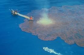 تسرب نفطي بكوريا الجنوبية