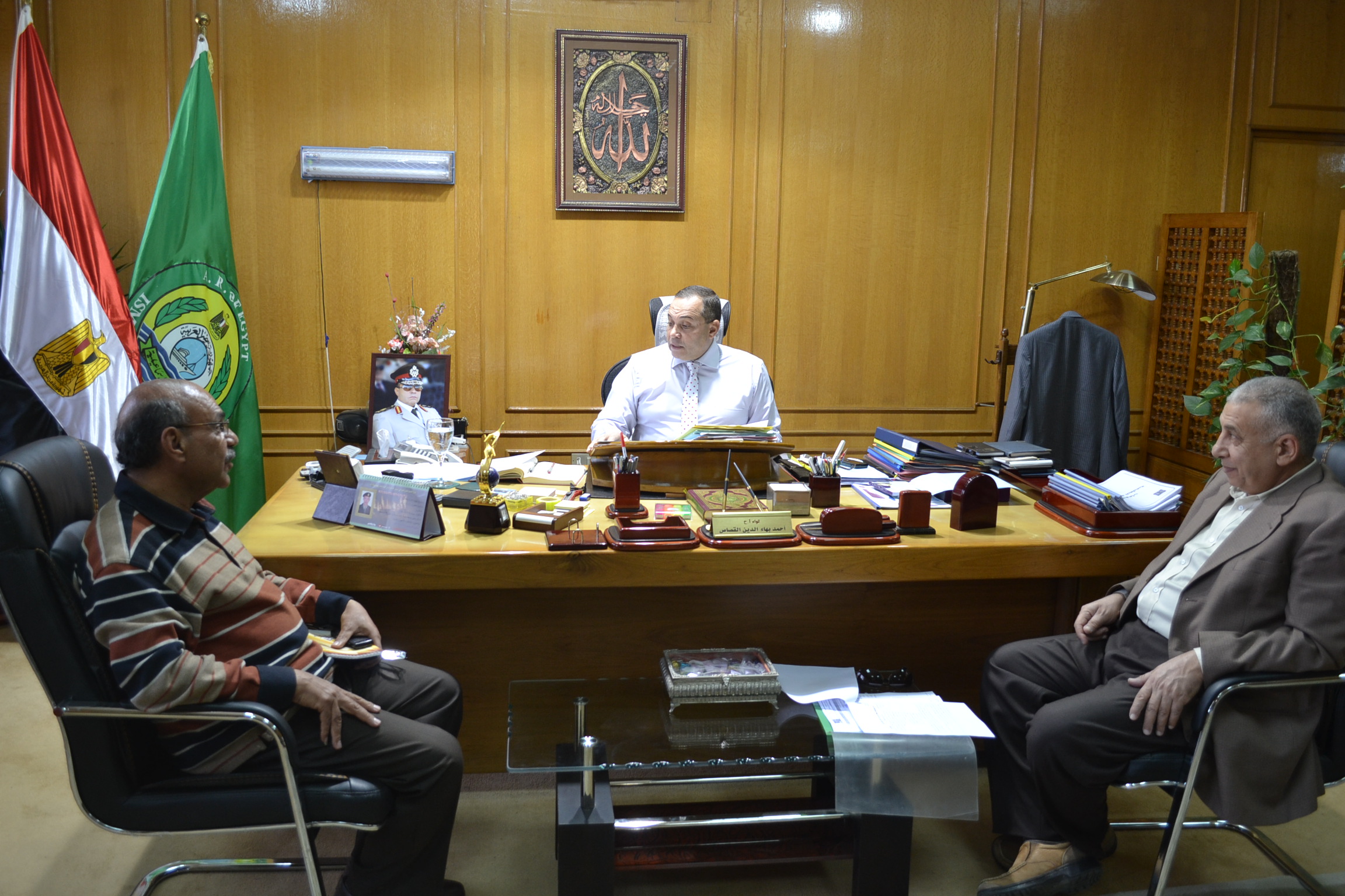 محافظ الاسماعيلية يتابع المشروعات الجديدة مع رئيس الادارة المركزية لإقليم شرق الدلتا للري