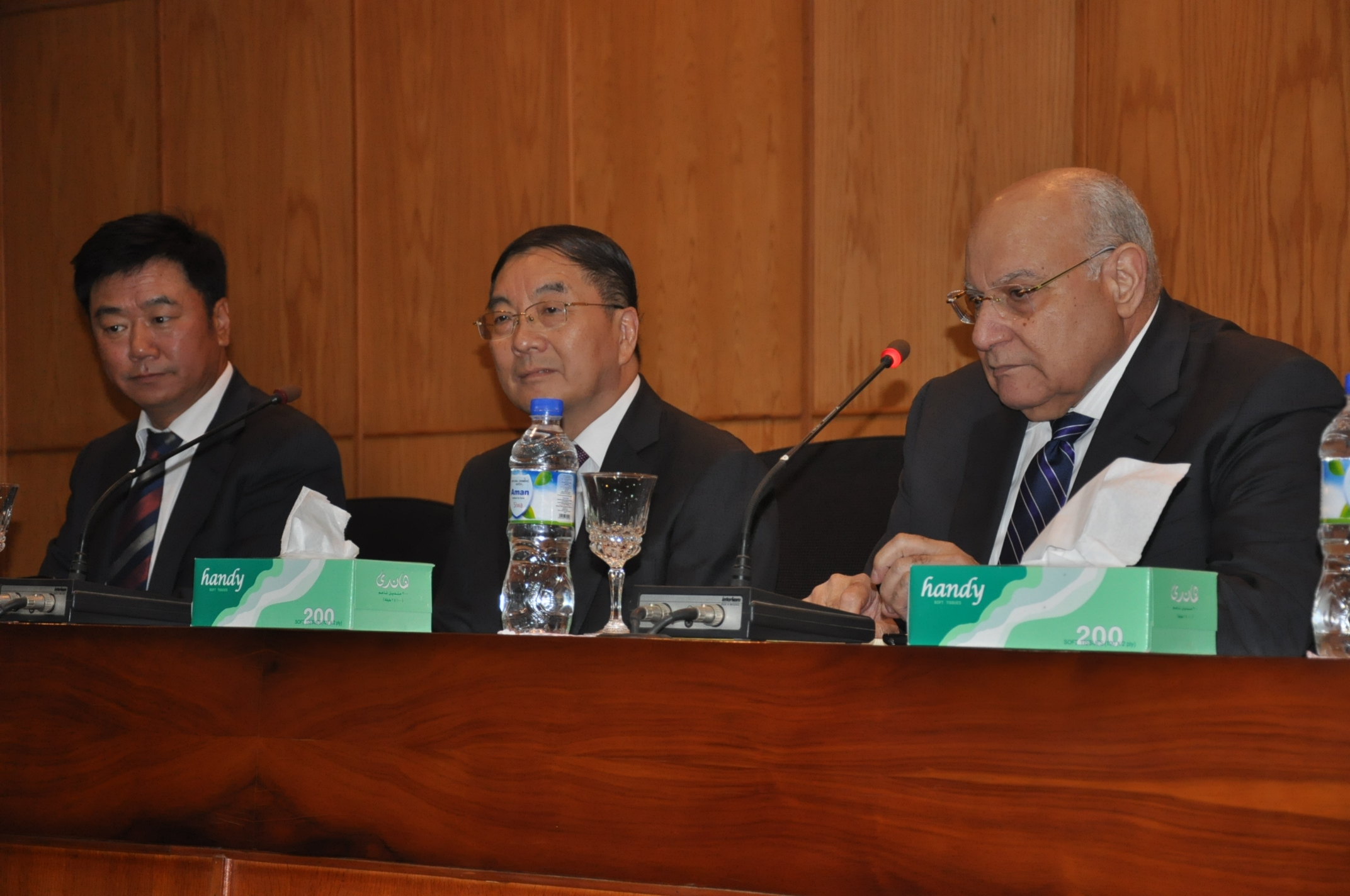 وزير النقل يبحث مع مدير البنك الدولى لمصر تطوير منظومة النقل