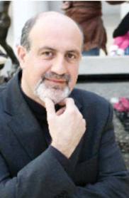 صاحب كتاب «البجعة السوداء»: مصر تدفع ثمن سياسات عبدالناصر المركزية