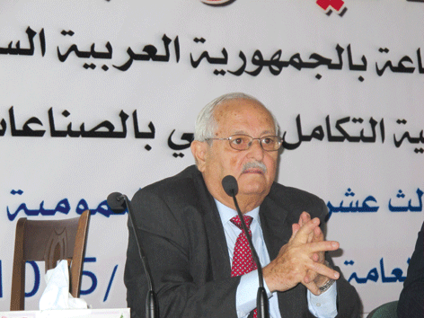 رئيس جمعية تطوير المنسوجات: إنخفاض حجم صادرات الملابس إلى أمريكا بعد الإطاحة بنظام الإخوان المسلمين