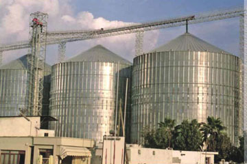 انشاء صوامع لتخزين القمح وموانىء نهرية لدعم الاستثمار باسيوط