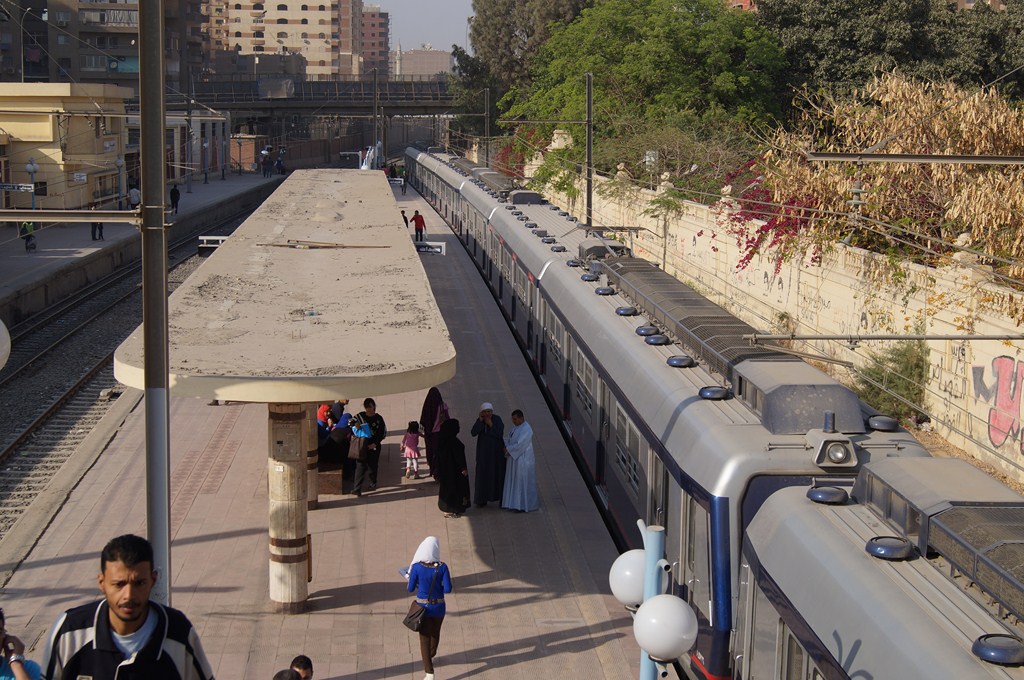 جلسة مشاورات مجتمعية لمشروع تطوير حى المطرية