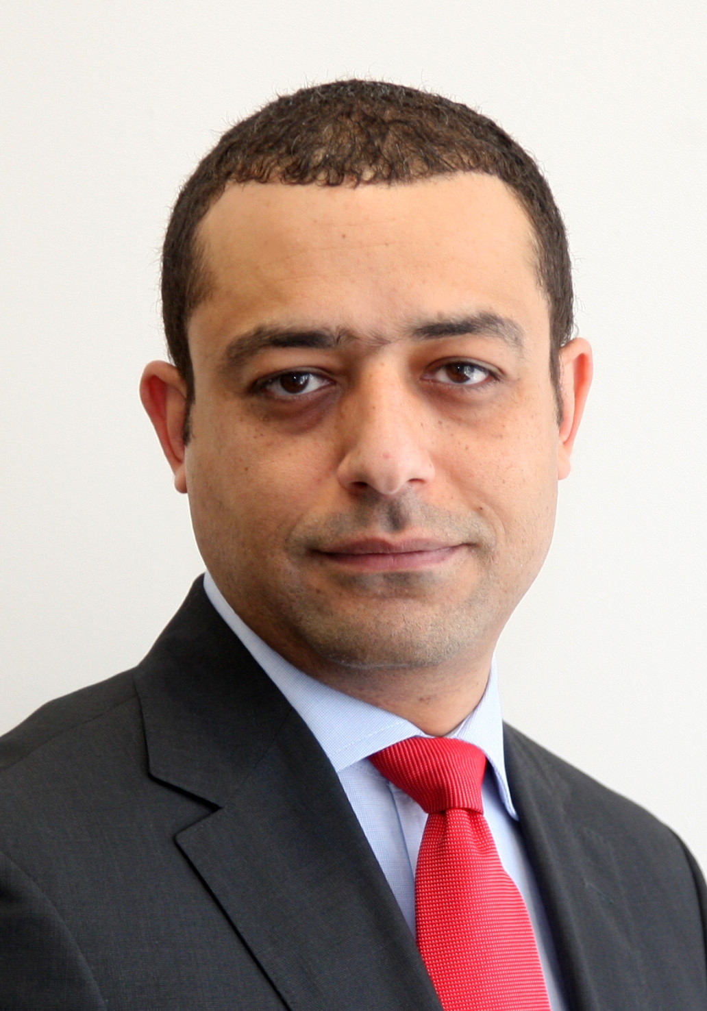 هيرميس تطرح باقة متكاملة من أدوات التداول الإلكتروني والتطبيقات الذكية لعملاء قطاع الوساطة