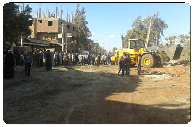 فتح طريق “دهشور” أمام سيارات النقل الثقيل بعد غلقة من الأهالي