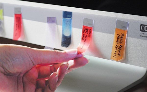 شرائح لاصقة لتخزين الملفات.. تغير مستقبل الأرشيف