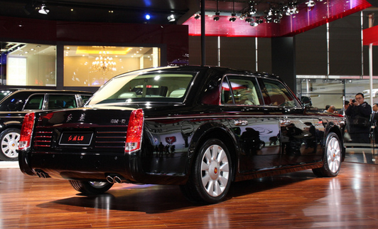 بالصور: ” ريد فلاج ال 5 ” أغلى سيارة صينية بيعت مقابل أكثر من 803 آلاف دولار