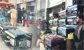 «الكشافات والمولدات» أنصاف حلول تستنزف أموال المواطنين فى مواجهة الظلام