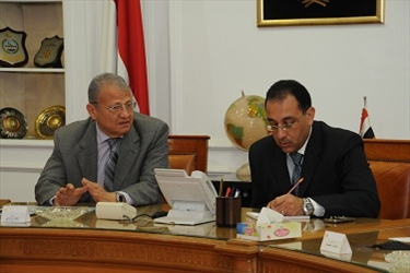 شراكة بين « الإسكان » و«الاتصالات» لإنشاء قرى تكنولوجية بالمدن الجديدة